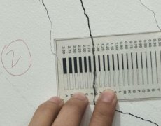 房屋出現(xiàn)裂縫怎么辦？房屋墻體裂縫怎么加固？